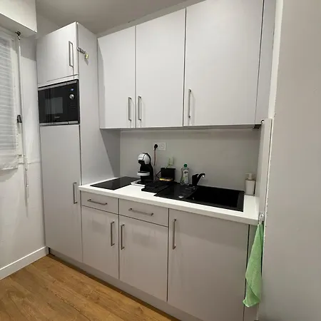 Apartment Clim & Terrasse - Free Parking - 100m De La *