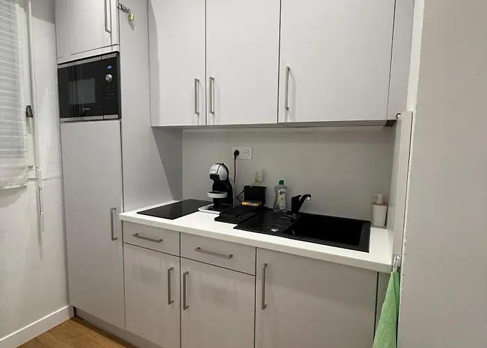 Apartment Clim & Terrasse - Free Parking - 100m De La *