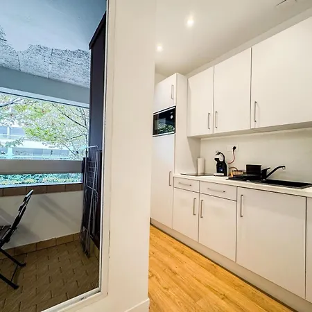 Clim&terrasse - Free Parking - 100m De La Appartement