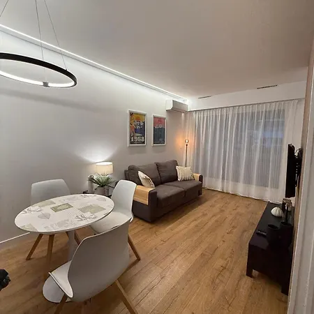 Clim & Terrasse - Free Parking - 100m De La Apartmán *