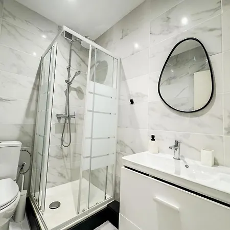 Appartement Clim&terrasse - Free Parking - 100m De La La Grande Motte